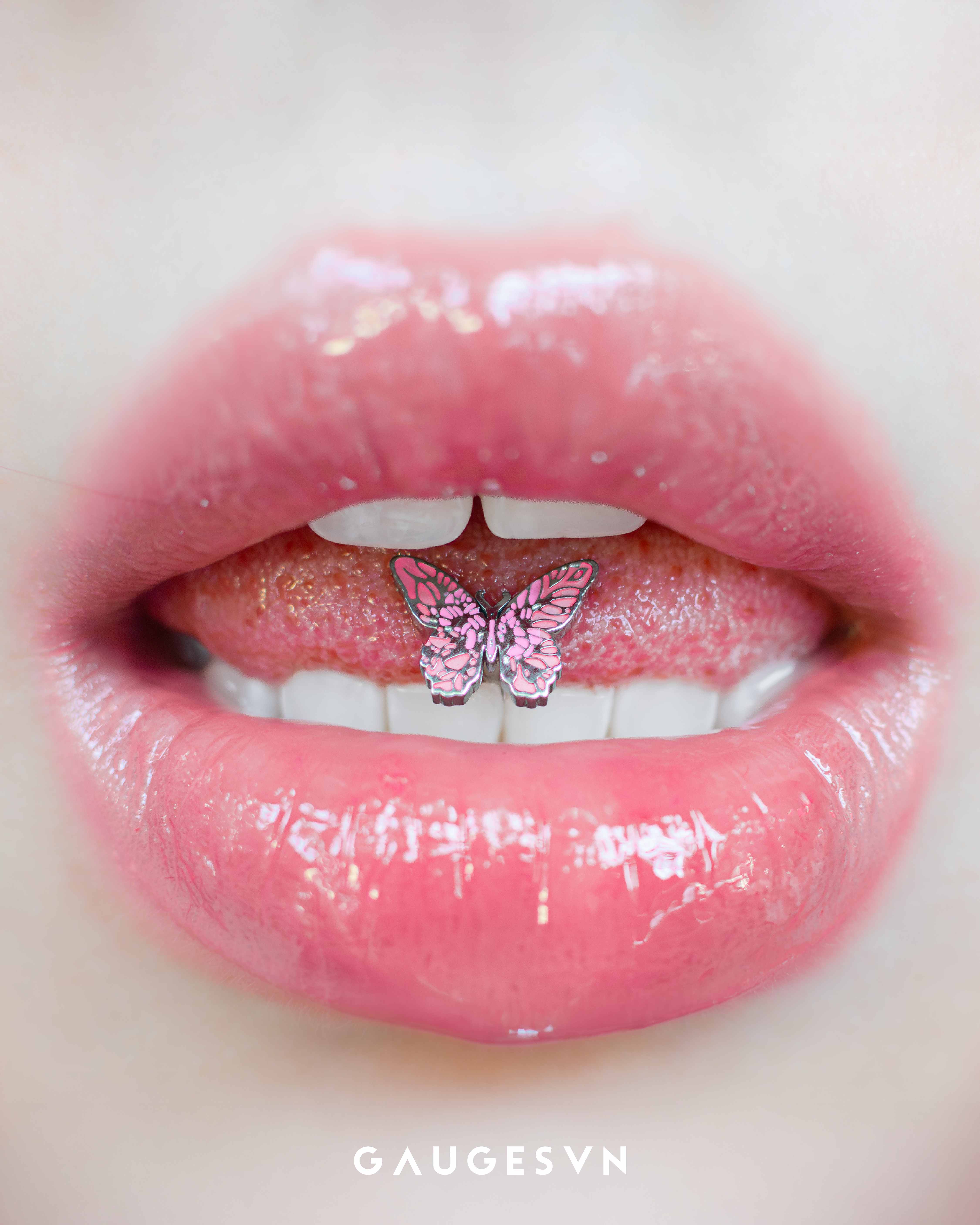 Khuyên lưỡi thép Thái butterfly màu cam hồng